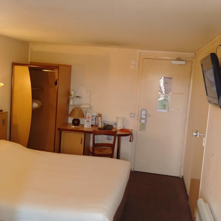 Hotel Campanile Livry-Gargan Exteriér fotografie