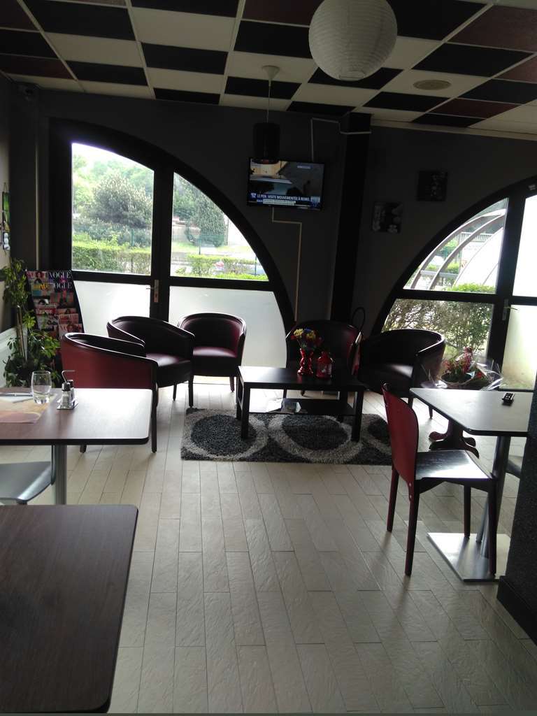 Hotel Campanile Livry-Gargan Zařízení fotografie