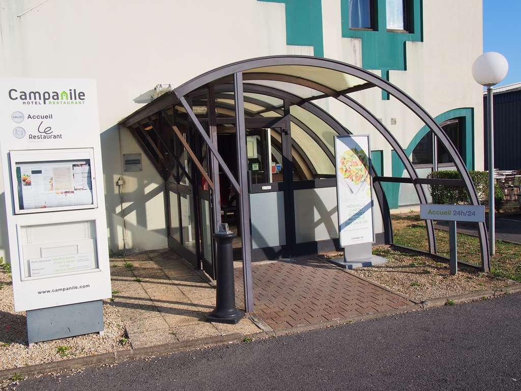 Hotel Campanile Livry-Gargan Exteriér fotografie